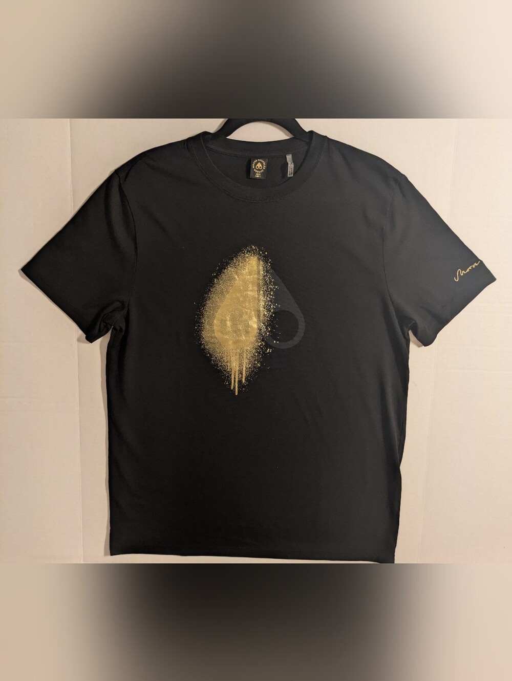 Moose Knuckles Black T-Shirt w/ Gold Drip Logo- M (NWOT)